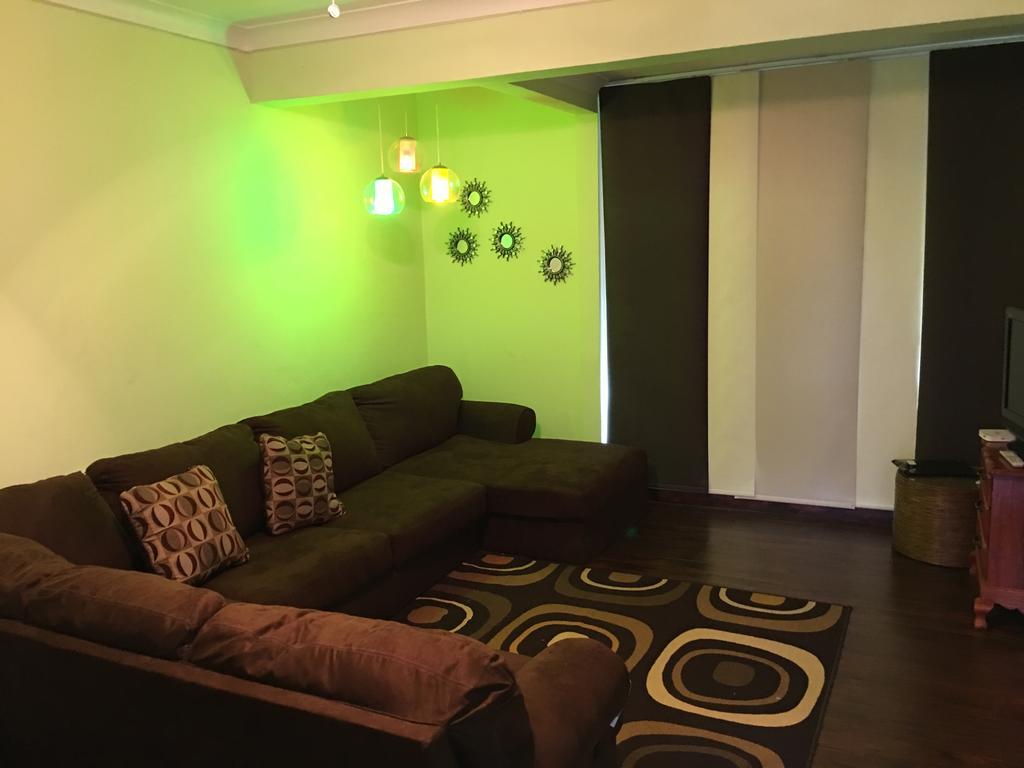 Abacus Jamaica The Zana Suites Kingston Exterior foto